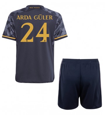 Real Madrid Arda Guler #24 Replika Babytøj Udebanesæt Børn 2023-24 Kortærmet (+ Korte bukser)